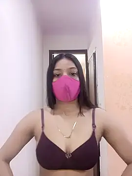Snapshot of Cute_Rakhi8 chatting on 05/06/26, 05:46 Cute Rakhi8 online show from 05/06/26, 05:46