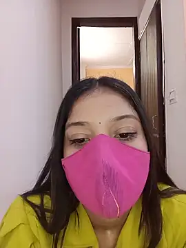 Snapshot of Cute_Rakhi8 chatting on 05/13/26, 04:43 Cute Rakhi8 online show from 05/13/26, 04:43
