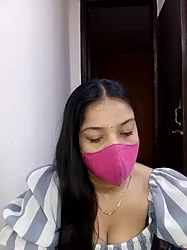 Snapshot of Cute_Rakhi8 chatting on 05/28/26, 05:27 Cute Rakhi8 online show from 05/28/26, 05:27