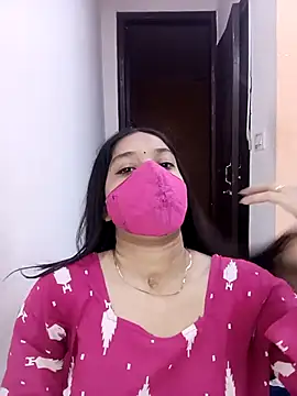 Cute Rakhi8 online show from 07/04/26, 04:51