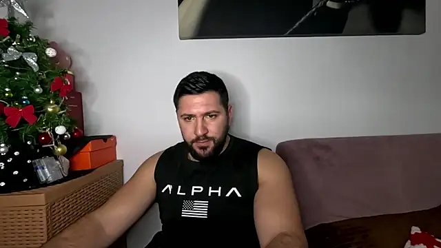 Gold Alpha Boy online show from 12/22/25, 05:10
