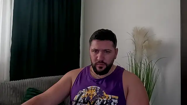 Gold Alpha Boy online show from 01/18/26, 01:04