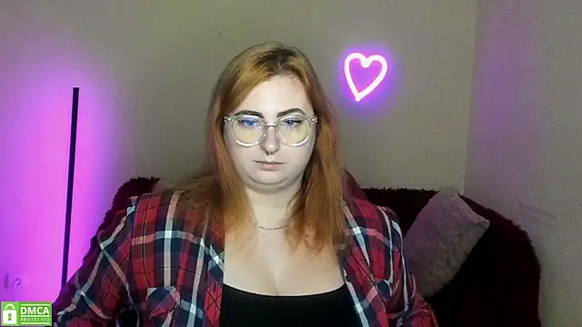 Snapshot of Alicia_love00 chatting on 09/24/25, 11:24 Alicia love00 online show from 09/24/25, 11:24