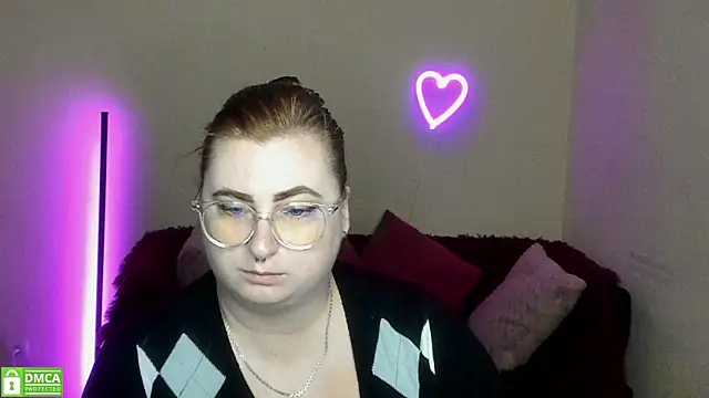 Snapshot of Alicia_love00 chatting on 09/25/25, 05:22 Alicia love00 online show from 09/25/25, 05:22
