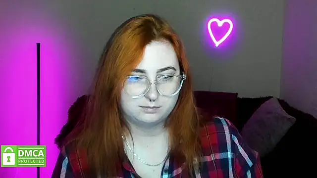 Snapshot of Alicia_love00 chatting on 10/09/25, 11:30 Alicia love00 online show from 10/09/25, 11:30