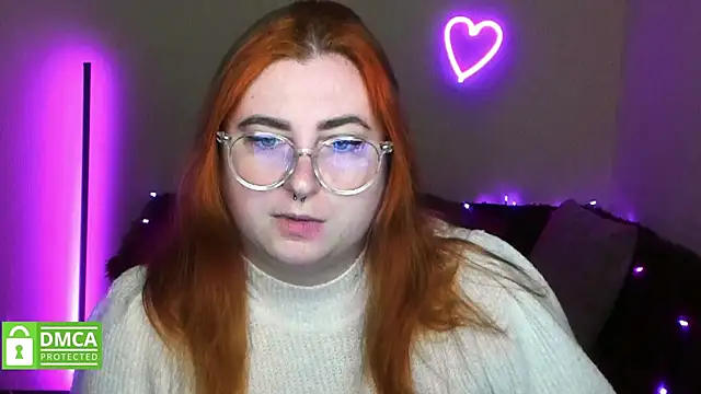 Alicia love00 online show from 12/21/25, 12:23