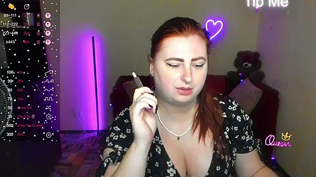 Alicia love00 online show from 06/24/26, 11:31