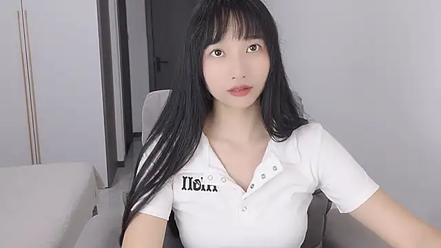 Lisa-3333 online show from 09/15/25, 03:12