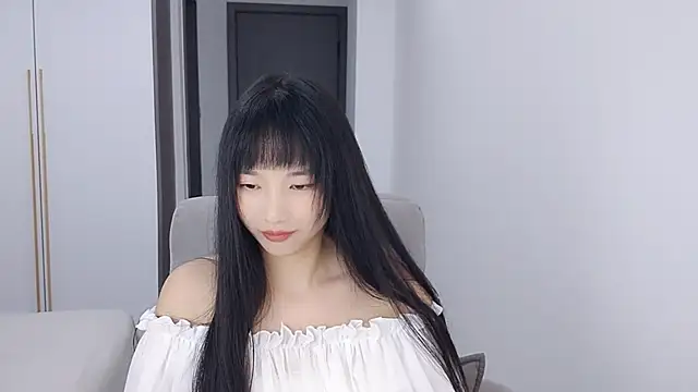 Lisa-3333 online show from 10/17/25, 02:30