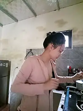 Snapshot of Jun-Mzzz chatting on 09/29/25, 02:16 Jun-Mzzz online show from 09/29/25, 02:16