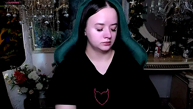 LaraBenson  online show from 01/15/26, 07:13