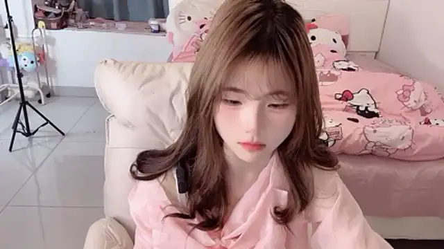 gougou77 online show from 04/12/26, 02:00