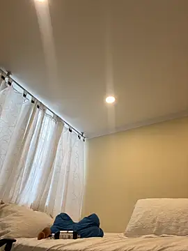 Im shopia online show from 10/23/25, 04:17