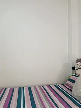 Isabella5 Brown  online show from 09/10/25, 07:03