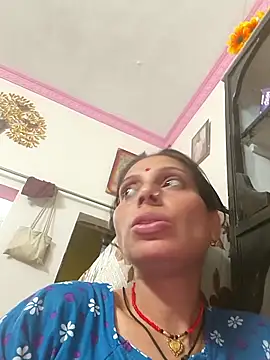 Snapshot of ISHANI-SINGH chatting on 11/03/25, 04:41 ISHANI-SINGH online show from 11/03/25, 04:41