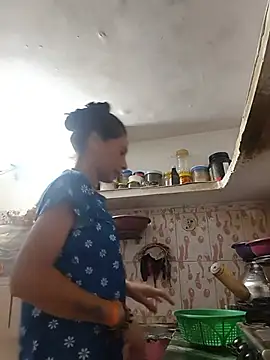 Snapshot of ISHANI-SINGH chatting on 06/09/26, 02:45 ISHANI-SINGH online show from 06/09/26, 02:45