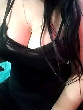 Snapshot of miss_nada55 chatting on 10/02/25, 08:32 miss nada55 online show from 10/02/25, 08:32