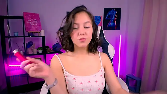 CindySparkl online show from 10/20/25, 05:19