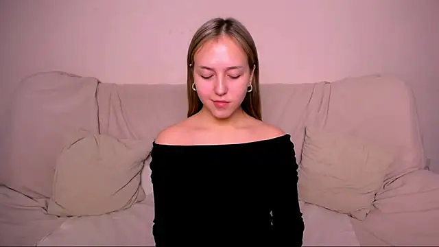 CindySparkl online show from 03/13/26, 03:57