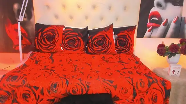 Snapshot of Playfullmaniac chatting on 09/11/25, 04:23 Playfullmaniac online show from 09/11/25, 04:23