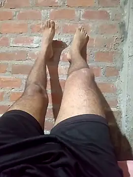 Snapshot of jocafe1995 chatting on 11/15/25, 07:32 jocafe1995 online show from 11/15/25, 07:32