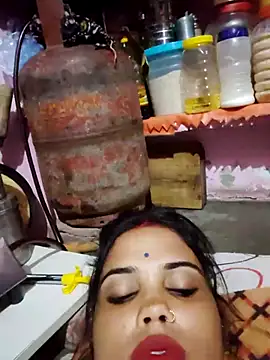 Snapshot of Cut_ragni chatting on 09/24/25, 05:16 Cut ragni online show from 09/24/25, 05:16