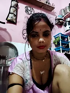 Snapshot of Cut_ragni chatting on 10/29/25, 11:50 Cut ragni online show from 10/29/25, 11:50