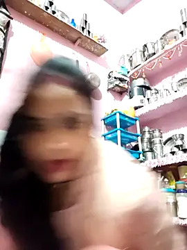 Snapshot of Cut_ragni chatting on 11/13/25, 05:12 Cut ragni online show from 11/13/25, 05:12