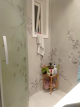 Snapshot of Solek56 chatting on 10/07/25, 06:05 Solek56 online show from 10/07/25, 06:05