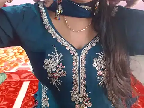 Hot anika  online show from 01/16/26, 12:09