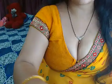 Snapshot of Hot_anika_ chatting on 06/15/26, 09:11 Hot anika online show from 06/15/26, 09:11