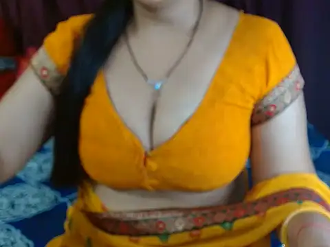 Snapshot of Hot_anika_ chatting on 06/29/26, 02:39 Hot anika online show from 06/29/26, 02:39