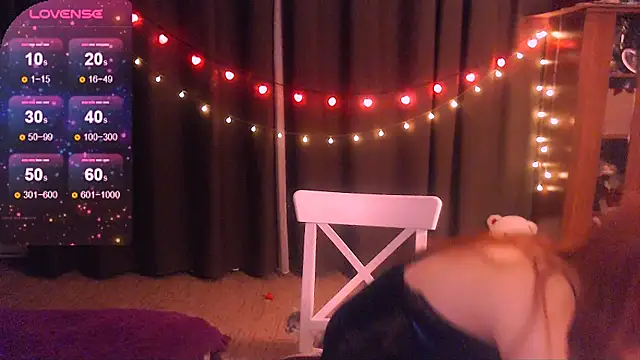 Snapshot of Crystal2207 chatting on 04/05/26, 08:28 Crystal2207 online show from 04/05/26, 08:28