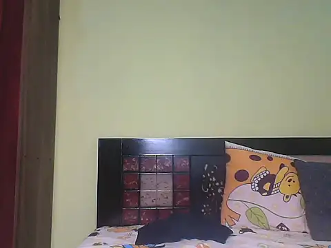 mickle james online show from 10/05/25, 04:11