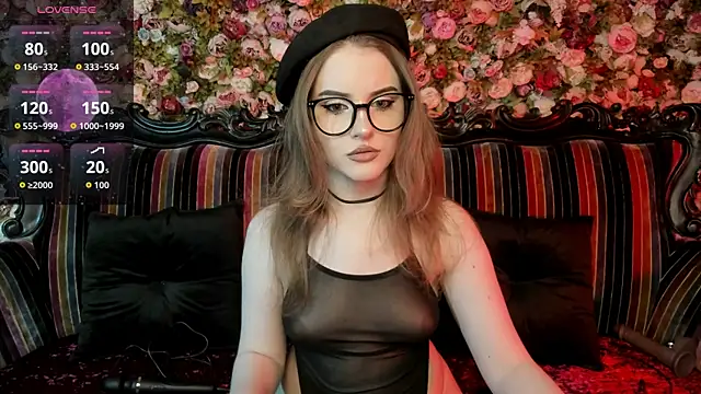 Snapshot of EllieMori chatting on 04/04/26, 02:58 EllieMori online show from 04/04/26, 02:58