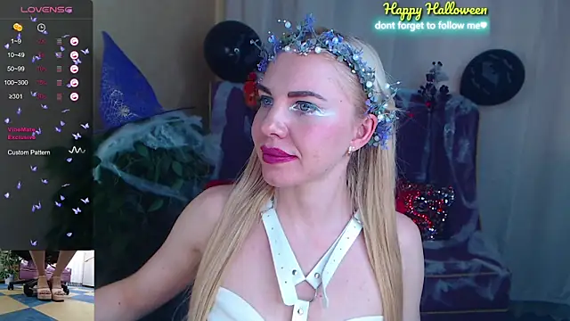 Snapshot of LiSinDoll chatting on 11/01/25, 07:10 LiSinDoll online show from 11/01/25, 07:10