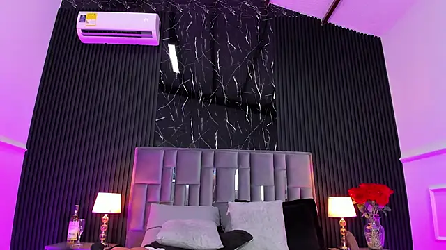 Bigsexxyass online show from 07/04/26, 06:08