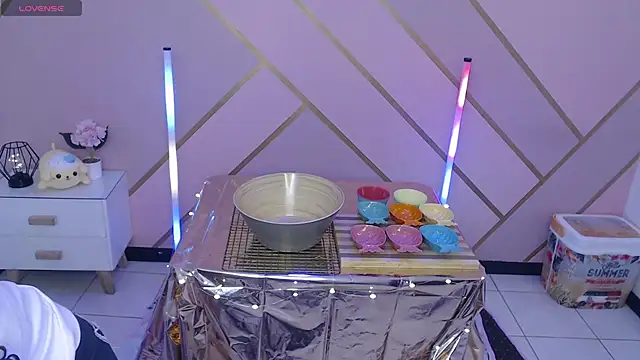 Snapshot of Giaa_rossi chatting on 10/29/25, 02:52 Giaa rossi online show from 10/29/25, 02:52