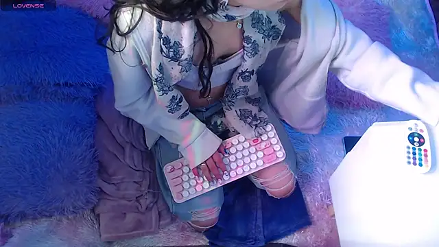 Snapshot of Giaa_rossi chatting on 11/11/25, 02:06 Giaa rossi online show from 11/11/25, 02:06