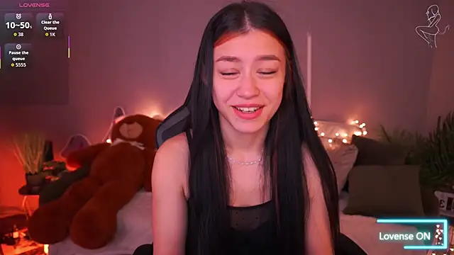 Snapshot of FataleNellie chatting on 03/04/26, 09:21 FataleNellie online show from 03/04/26, 09:21