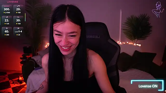 Snapshot of FataleNellie chatting on 04/07/26, 09:37 FataleNellie online show from 04/07/26, 09:37