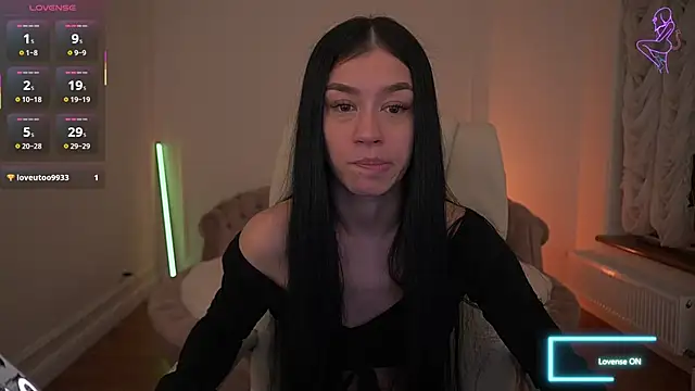 Snapshot of FataleNellie chatting on 04/17/26, 08:45 FataleNellie online show from 04/17/26, 08:45