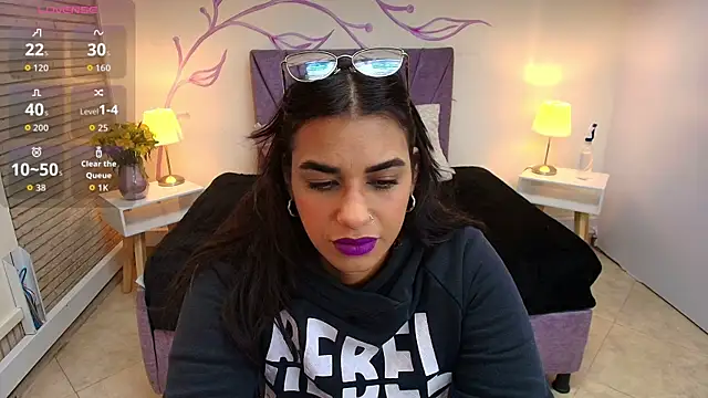 Snapshot of Lia_Blake_ chatting on 09/18/25, 12:40 Lia Blake  online show from 09/18/25, 12:40