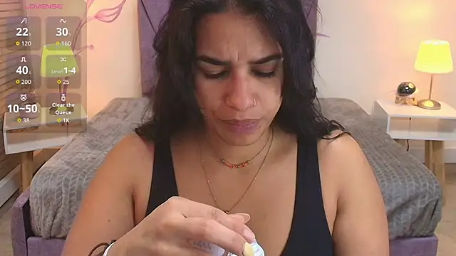 Snapshot of Lia_Blake_ chatting on 10/20/25, 12:05 Lia Blake  online show from 10/20/25, 12:05