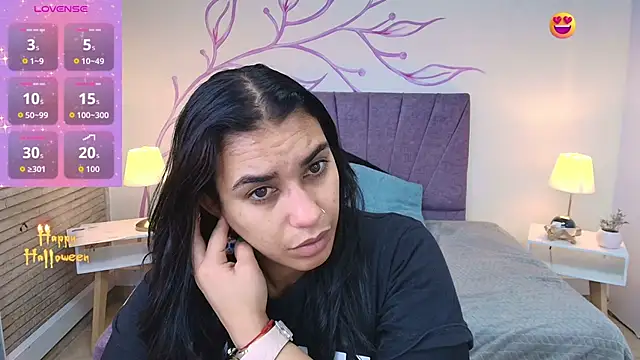 Lia Blake  online show from 11/20/25, 12:38