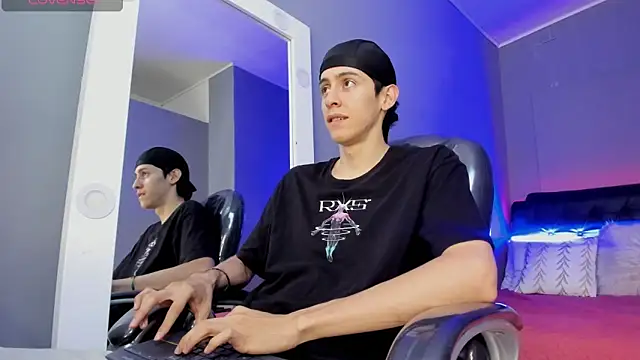 Snapshot of Jhon_snow22 chatting on 09/28/25, 02:11 Jhon snow22 online show from 09/28/25, 02:11