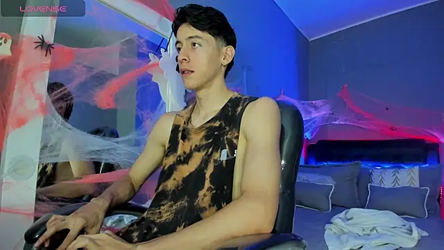 Snapshot of Jhon_snow22 chatting on 10/08/25, 12:47 Jhon snow22 online show from 10/08/25, 12:47