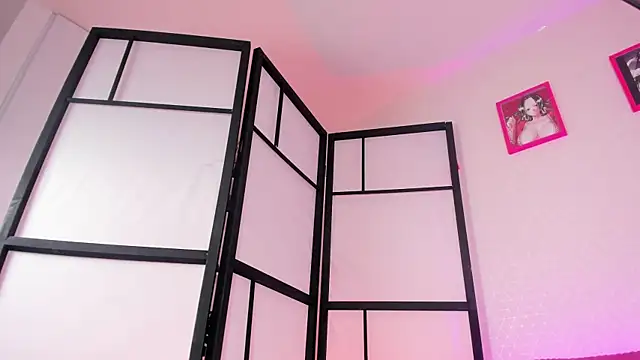 Snapshot of missweetpeach chatting on 03/11/26, 11:33 missweetpeach online show from 03/11/26, 11:33