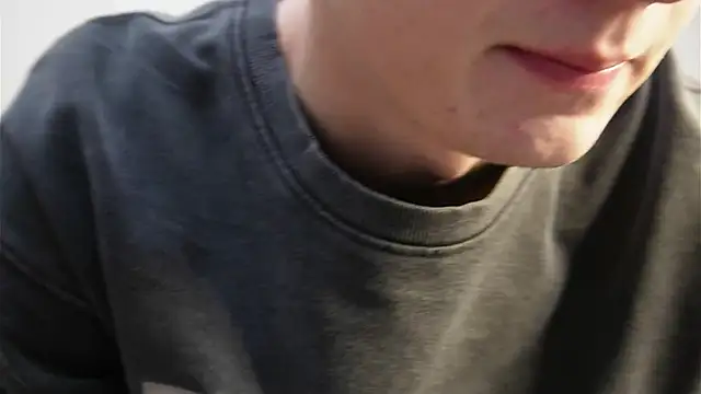 Snapshot of SherlockMax chatting on 11/05/25, 03:01 SherlockMax online show from 11/05/25, 03:01