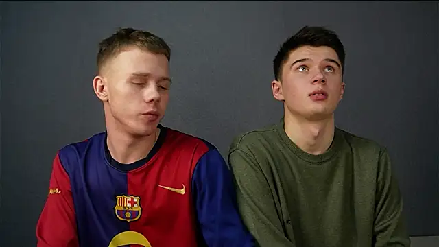 Snapshot of SherlockMax chatting on 11/20/25, 08:08 SherlockMax online show from 11/20/25, 08:08